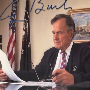 Präsident George Bush Autogramm Buch mit Autogramm All the best