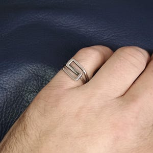 adjustable ring