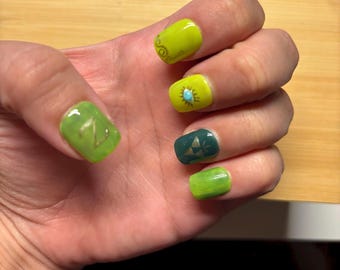 Legend of Zelda Press On Nails: Handmade Gaming Nail Art