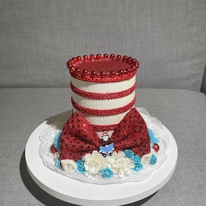 Handmade Dr. Seuss Cat in the Hat Top Hat, Cat in the Hat Costume Hat, Cat in the Hat Cosplay, Dr. Seuss Week Hat