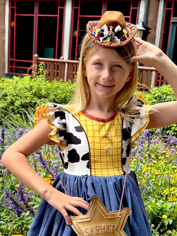 ★レア　ディズニー　ファンキャップ・カチューシャ4点　ウッディ　スティッチ他 Woody Mini Cowboy Hat Fascinator – Disney Inspired Hair Clip With