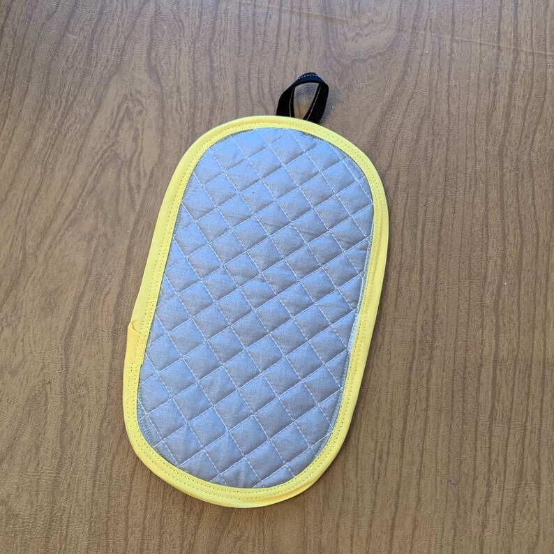 Minion Oven Mitt Two Eyes Fingertip Mitt Pot Holder Etsy