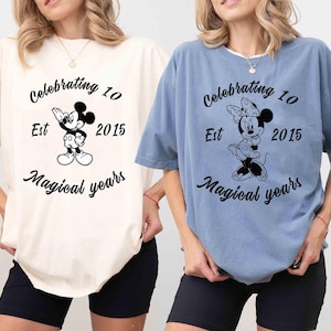 Anniversaire Mickey Minnie png, Disney célébrant l&#39;année magique png, femme mari mari png, mariés depuis anniversaire de mariage png, femme mari