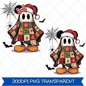 以下が含まれることがあります： 赤いリボンが付いたサンタ帽とパッチワークのキルトを着た2つの漫画の幽霊の姿。幽霊はミッキーマウスの耳とオレンジ色の靴をしています。黒いクモ、クモの巣、コウモリも画像にあります。「300DPI PNG TRANSPARENT」というテキストが一番下にあります。