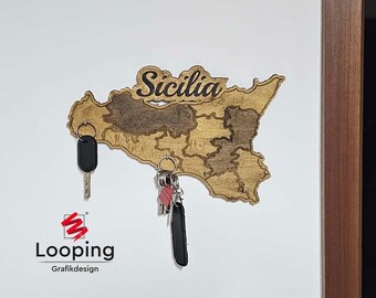 Sicilia wooden key rack – Handmade with 3D relief – Space for 5 keychains