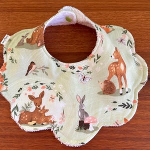 Scalloped Bib, Baby Bib, handmade,