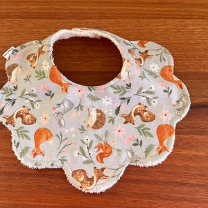 Scalloped Bib, Baby Bib, handmade,