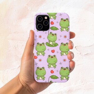 Funda de teléfono con rana adorable, funda para iPhone con rana kawaii, funda de sapo morado pastel, regalo de estética cottagecore, regalo único para amantes de la naturaleza, primavera