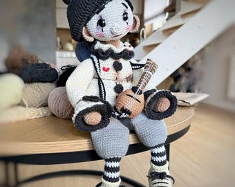 Pinocchio doll, sad clown, pierrot clown, knitted pierrot, pinocchio's friend, amigurumi Pinocchio