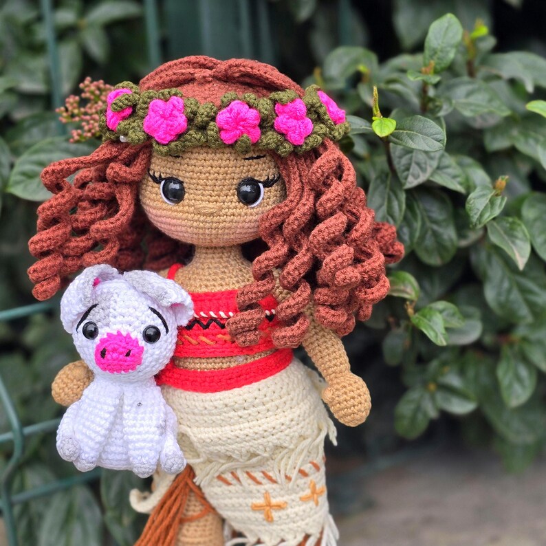 Crochet Moana doll, amigurumi Moana,Crochet doll for sale, handmade doll,gustom doll,moana doll, pua the pig image 4