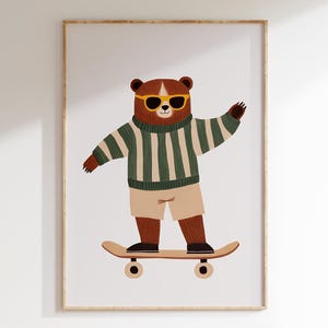 Skateboarding Retro Bär Kinderzimmer Wandkunst | Skurril Tier Druck für Kinderzimmer | Verspielte Kinder Deko | Druckbare Kunst | Herunterladen