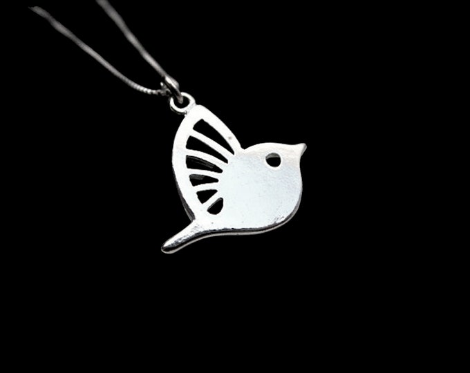 Bird Necklace Gift for Her, Tiny Bird Pendant, Women's Small Bird Jewelry, Silver Bird Charm Necklace, Bird Layering Necklace