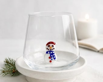 Copa de vino con figura de muñeco de nieve – Regalo de Navidad hecho a mano al estilo Murano