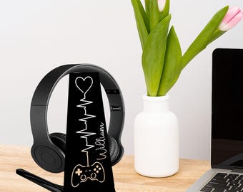 Custom Game Headphone Stand: Personalized Gamer Desk Decor