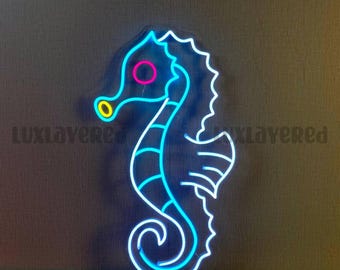 パーソナライズされたタツノオトシゴナイトライト、彫刻された海の装飾 
