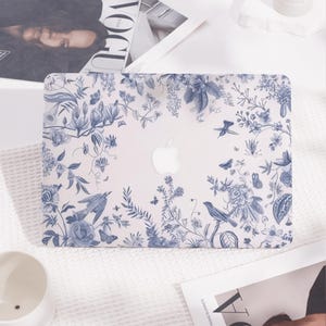 Blue Flowers Hard Macbook Case Protective Laptop Cover for New Mac Pro 16/15, Macbook Air 15/14, MacBook Ret 15/13/12, Macbook Cover