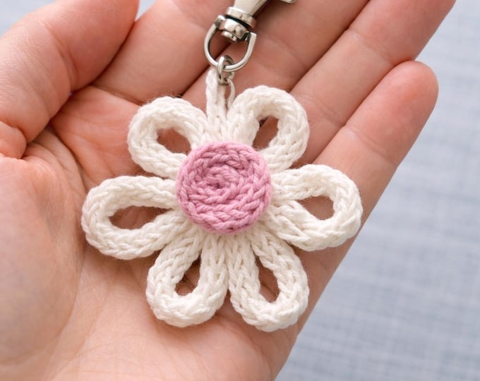 Featured listing image: Set Flower Keychain | Handmade Icord | Baby Shower Favor, Birthday Gift, Personalized Pack