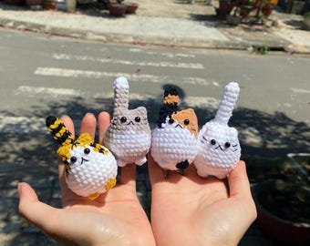 Handgjord virkad söt kattnyckelring, handgjord minivirkad amigurumi kattnyckelring, present till kattälskare, bedårande katttillbehör, mors dag