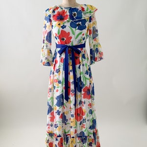 Vintage 1970s Floral Maxi Dress image 2