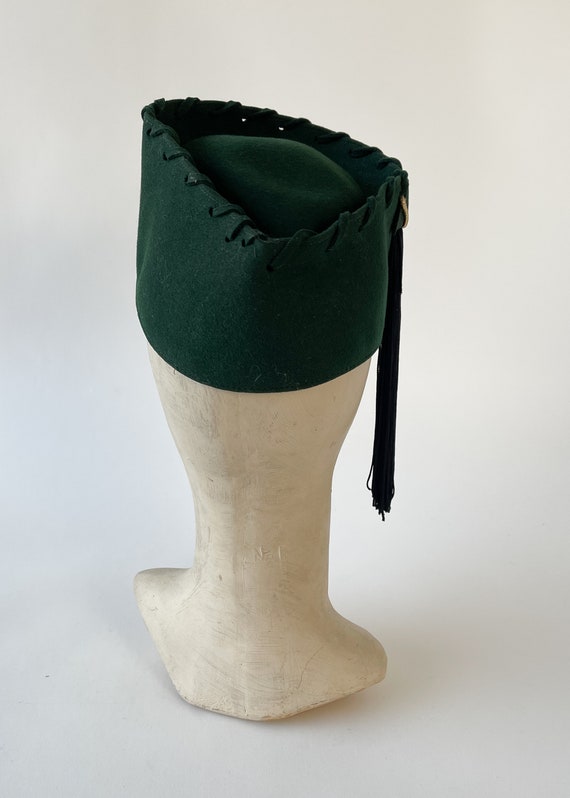 Vintage 1940s Green Felt Hat with Tassel - image 5