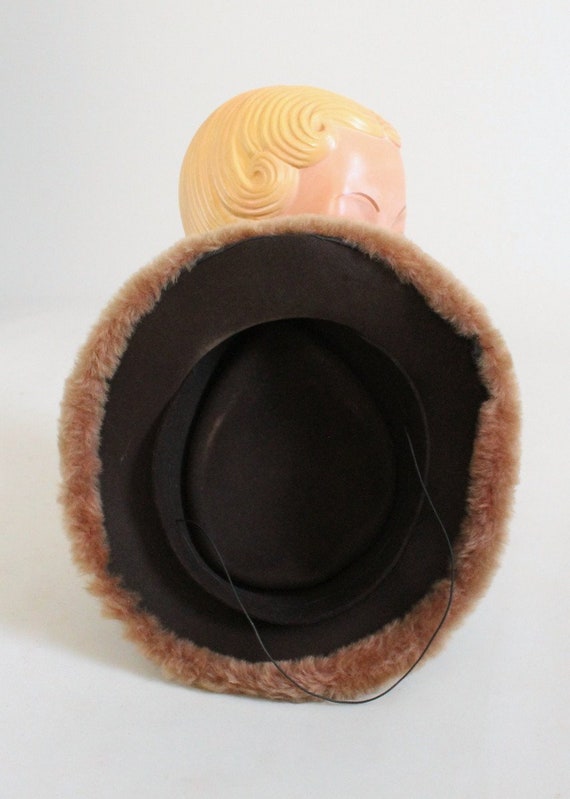 Vintage 1940s Felt Fedora with Faux Fur Trim - image 6