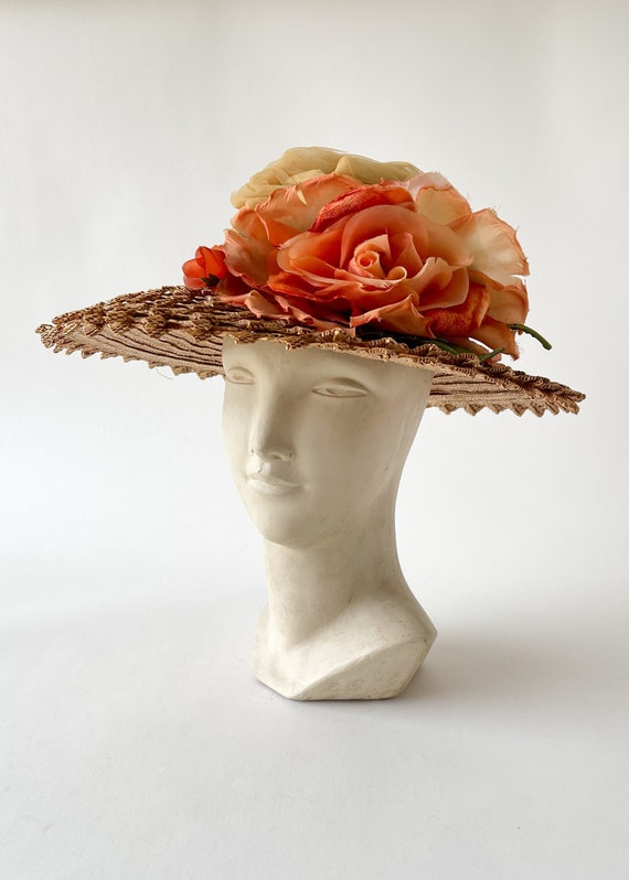 Vintage 1950s Straw and Tulle Hat - image 1