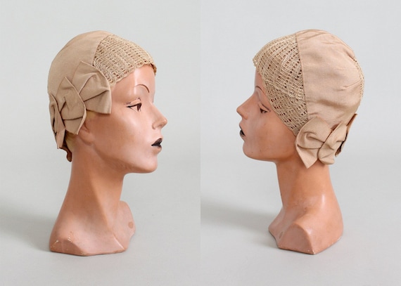 Vintage 1920s Summer Sand Fabric Cloche Hat
