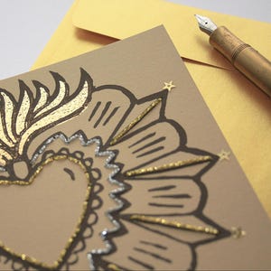 Coeur Sacré - Einzelkarte mit Linoldruck, Goldfolie, Stickereien und Pailletten - inklusive goldenem Umschlag