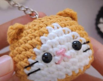 Katze Schlüsselanhänger Muster häkeln, Kätzchen Schlüsselanhänger häkeln,Amigurumi Katze,einfaches Muster für Anfänger,Häkelmuster Geschenk