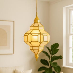 Lámpara colgante marroquí hecha a mano, lámpara de vidrio lechoso y latón, decoración, luz, iluminación, decoración de linterna, tamaño personalizado disponible