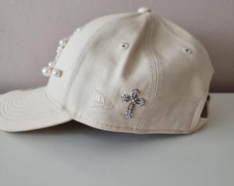 New Era Off White Rhinestone Studded NY Yankees Adjustable Cap New Era  main image 3