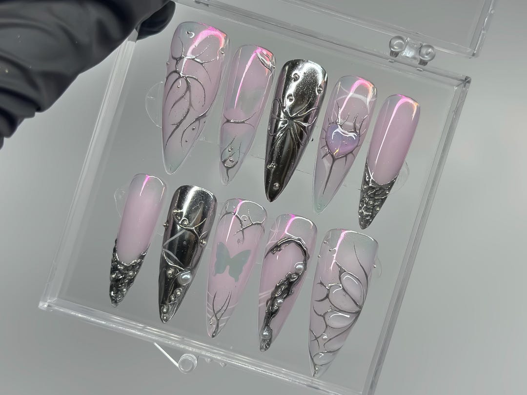 Gothic Pink Press on Nails | Aurora Chrome Press Ons | Gothic Press on Set | Cyberpunk & Gothic Nails - Etsy Japan