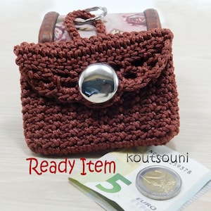 Mini porte-clés au crochet, porte-monnaie, pochette cadeau fait main, accessoire pour carte fait main, pochette cadeau porte-clés fait main.