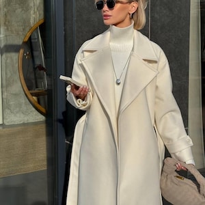 Manteau blanc long, Manteau long en laine chaud, Manteau d'automne avec ceinture, Manteau en laine élégant, Manteau pour femme avec ceinture, Manteau en laine basique noir, Écharpe en laine