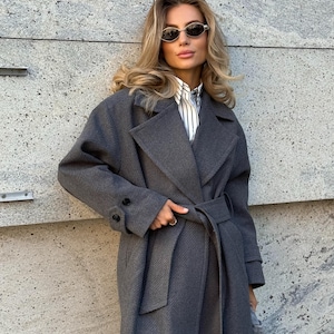 Graphite Wollmantel Lang, Warmer Wollwickelmantel, Wollmantel mit Gürtel, Herbst Wollmantel, Basic Mantel für Frauen, Graphite Basic Wollmantel