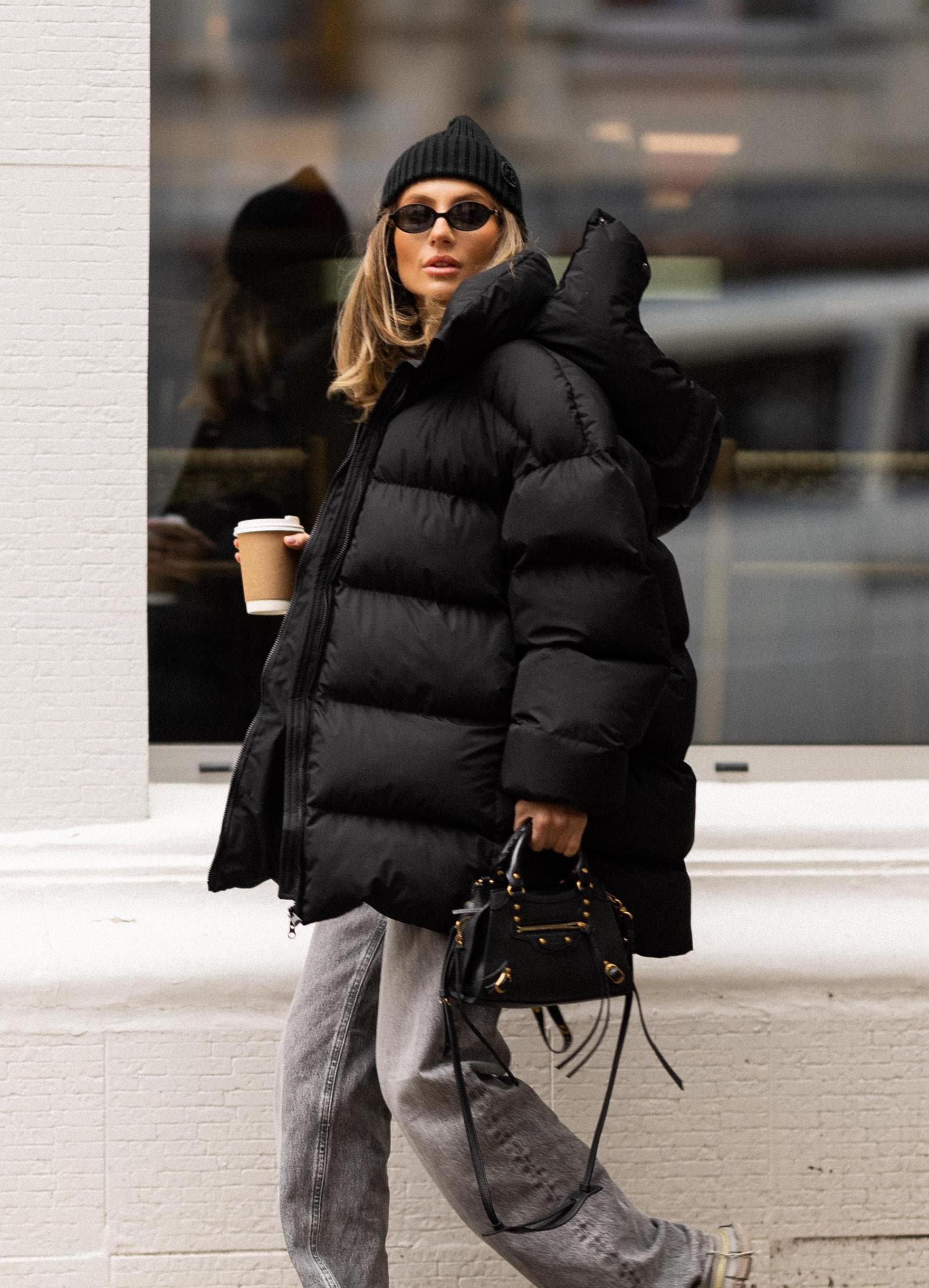 Jaqueta acolchoada preta de inverno grande para frio extremo
