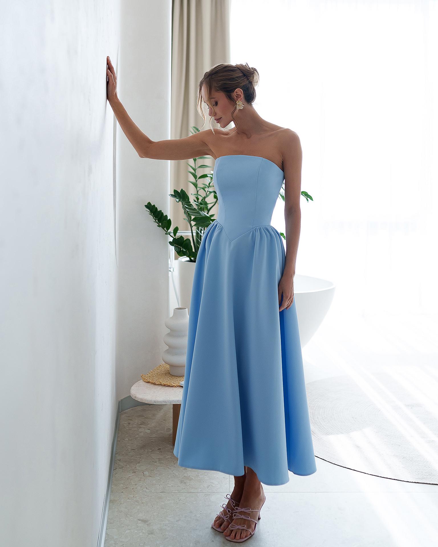 strapless corset tulle midi dress in blue Navy Strapless Puffy Midi Tulle Dress XS / 2 / Navy