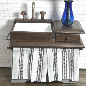 Miniature Dollhouse Vintage Style Sink, Scale 1:12, Kitchen Sink, Mini Kitchen, Vintage, Cottage Decor