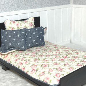 Hand-Crafted Miniature Dollhouse Quilt, Scale 1:12, Bedroom, Miniature Accents, Miniature Bedding