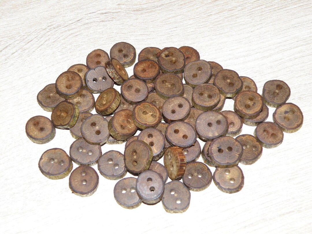 Small 60 Handmade Oak Wood Buttons With Bark , Accessories (0,59 ...