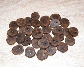 Small 33 Handmade oak wood buttons , accessories (0,79"-0,87" diameter x 0,16" thick)