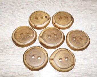 Large 7 Handmade acacia wood Tree Branch Buttons , accessories (1,5" diameter x 0,28" thick)