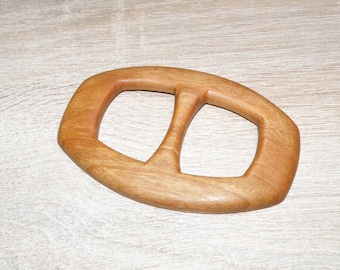 Plum Wood Buckle