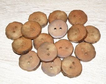 16 Handmade oak wood buttons , accessories (1,1" diameter x 0,28" thick)