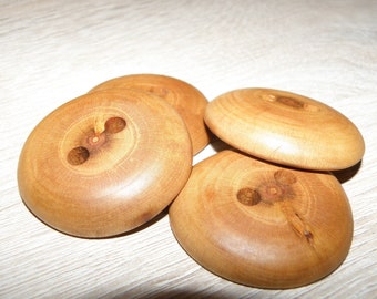 Grands 4 boutons en bois de prunier faits à la main, accessoires (1,57" de diamètre x 0,31" d'épaisseur)