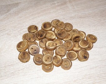 40 pequeños botones de madera de acacia hechos a mano, accesorios (0,75" de diámetro x 0,16" de grosor)