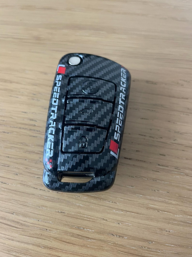 Audi Car Key Case Cover Carbon Design for Audi A1 A3 A4 8P 8L 8V A5 B6 B7 A6 A7 C5 C6 Q3 Q5 Q7 4F S3 S4 S6 RS3 RS TT Shell Fob