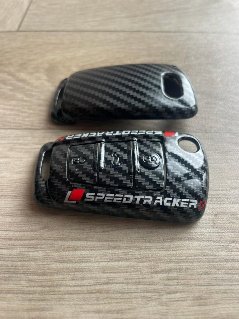 Audi Car Key Case Cover Carbon Design for Audi A1 A3 A4 8P 8L 8V A5 B6 B7 A6 A7 C5 C6 Q3 Q5 Q7 4F S3 S4 S6 RS3 RS TT Shell Fob