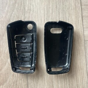 Audi Car Key Case Cover Carbon Design for Audi A1 A3 A4 8P 8L 8V A5 B6 B7 A6 A7 C5 C6 Q3 Q5 Q7 4F S3 S4 S6 RS3 RS TT Shell Fob