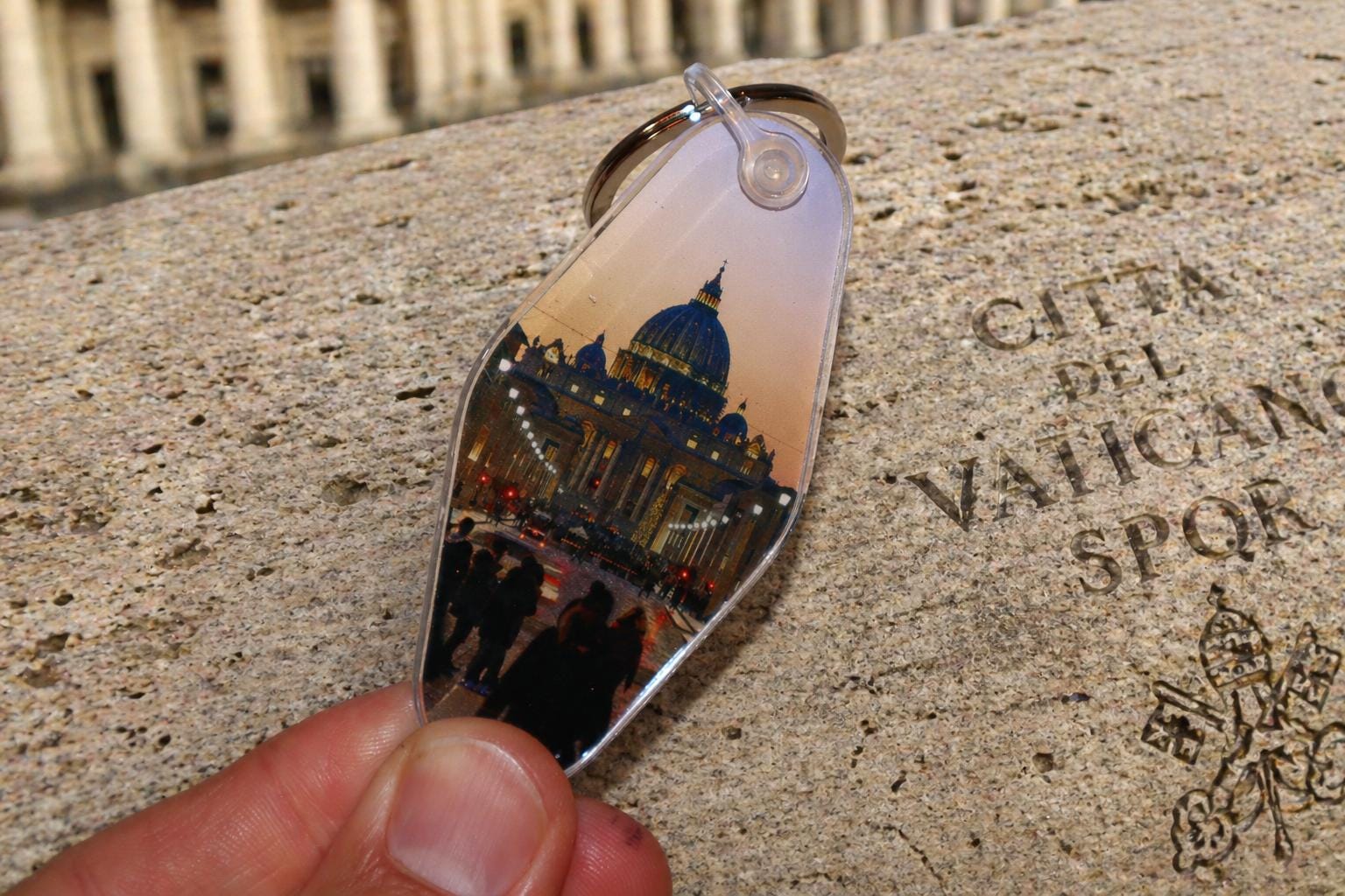Vatican key chain - Etsy 日本